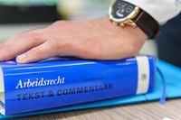 wetboek-arbeidsrecht-hand-1024x682.jpg